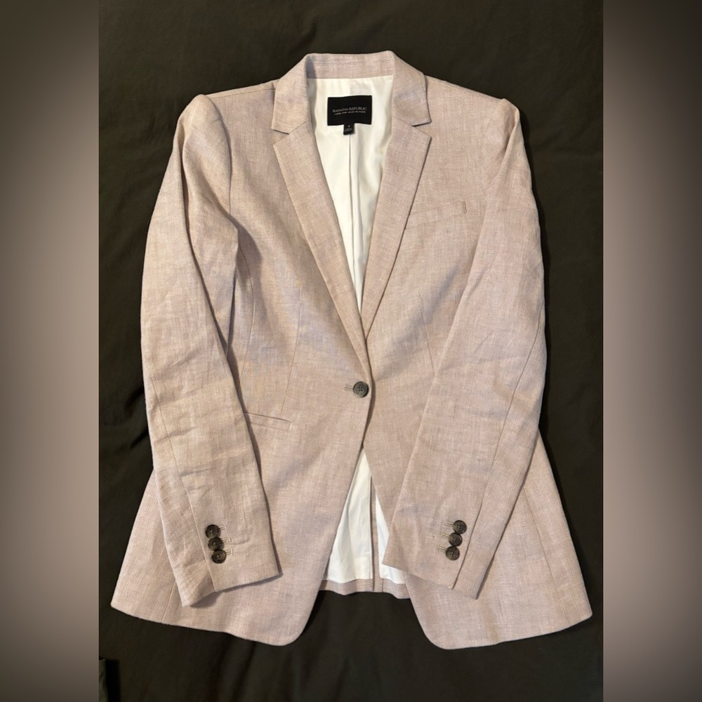 Banana Republic Classic Linen Blazer. Size 4
